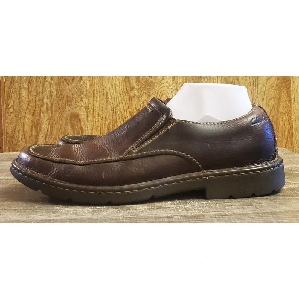 Clarks Slip‎ On Leather Loafers Mens Size 10 Brown